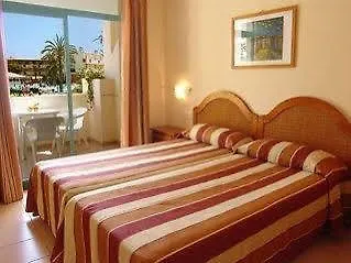 El Trebol Bar & Only Adults 4*